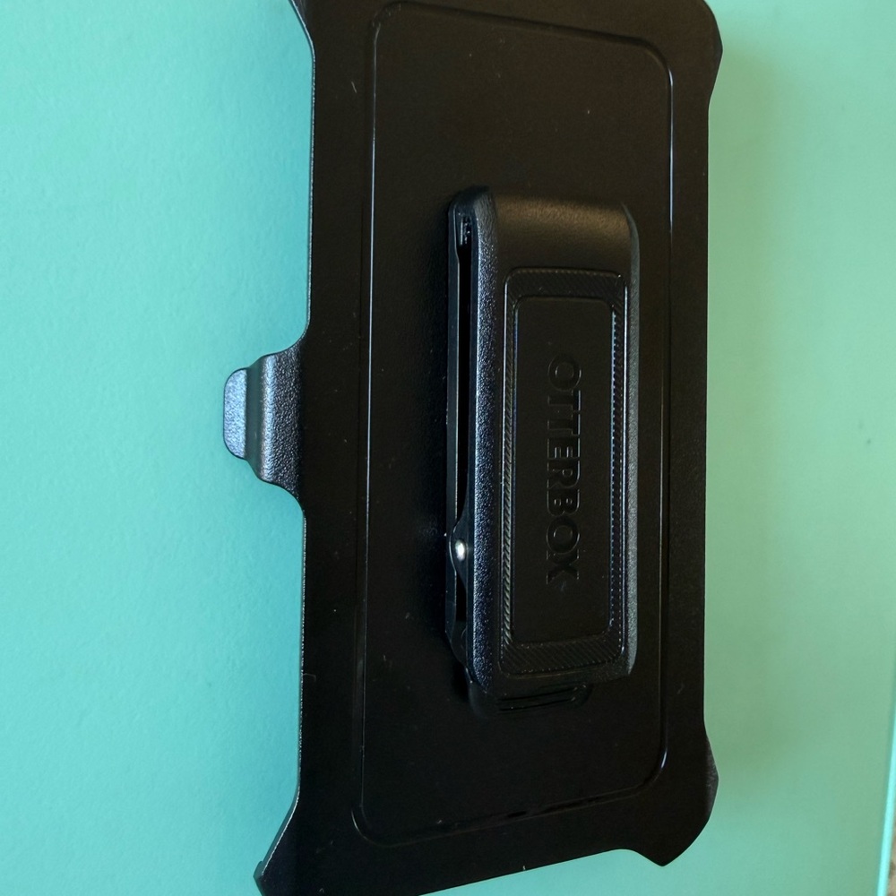 OtterBox Black iPhone 13/14/15 Belt Holster ONLY - Picture 9 of 13